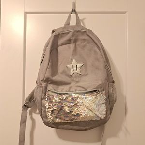 Girl's grey backpack with sequins